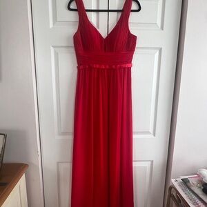 Elegant Red Sleeveless Dress perfect for prom or wedding guest!